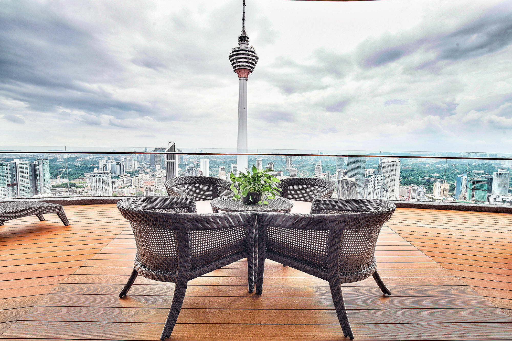 The Penthouse Klcc Apartemen Kuala Lumpur